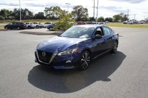 More photos of 2021 Nissan Altima 2.5 SR at Cedar Line Automotive, VA