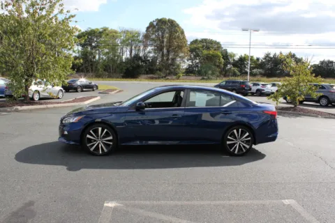 More photos of 2021 Nissan Altima 2.5 SR at Cedar Line Automotive, VA