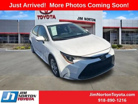 White 2021 Toyota Corolla LE for sale in Tulsa, OK
