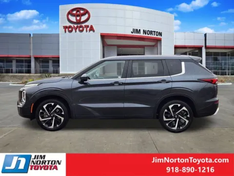 More photos of 2024 Mitsubishi Outlander SE at Jim Norton Toyota, OK