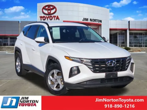 Photos of 2024 Hyundai Tucson SEL for sale in Tulsa, OK at Jim Norton Toyota