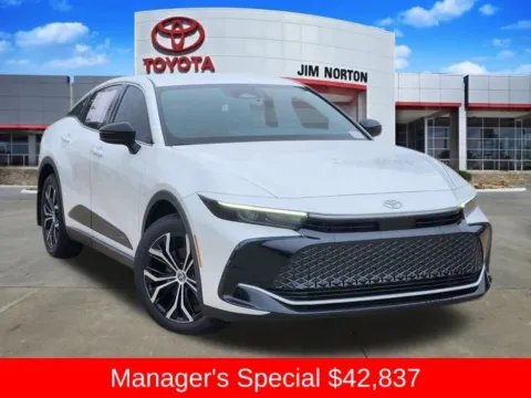 White 2026 Toyota Crown XLE for sale in Tulsa, OK