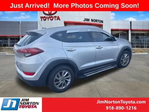More photos of 2016 Hyundai Tucson SE at Jim Norton Toyota, OK