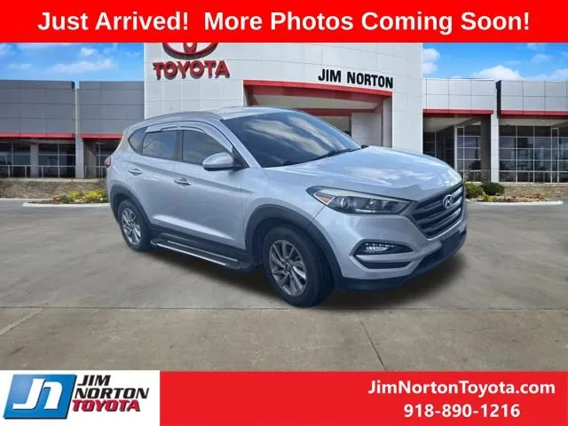 Silver 2016 Hyundai Tucson SE for sale in Tulsa, OK