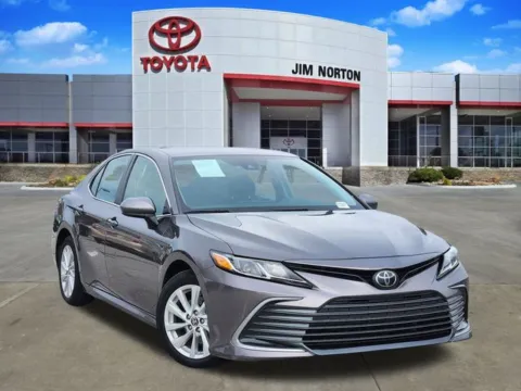 Gray 2024 Toyota Camry LE for sale in Tulsa, OK