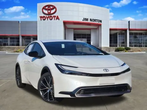 Gold 2026 Toyota Prius XLE for sale in Tulsa, OK