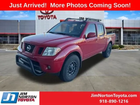 Photos of 2011 Nissan Frontier PRO-4X for sale in Tulsa, OK at Jim Norton Toyota