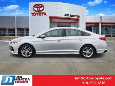 More photos of 2018 Hyundai Sonata Limited at Jim Norton Toyota, OK