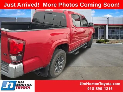 More photos of 2022 Toyota Tacoma SR5 at Jim Norton Toyota, OK