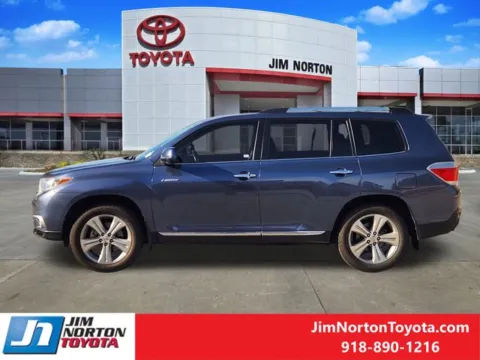 More photos of 2013 Toyota Highlander Limited at Jim Norton Toyota, OK