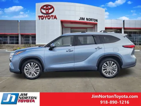 More photos of 2023 Toyota Highlander Platinum at Jim Norton Toyota, OK