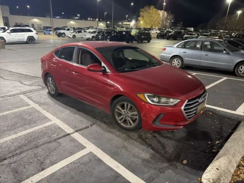 Red 2018 Hyundai Elantra SEL for sale in Tulsa, OK