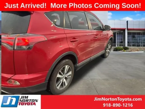 More photos of 2017 Toyota RAV4 XLE at Jim Norton Toyota, OK