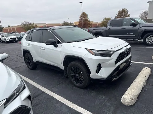 White 2023 Toyota RAV4 Hybrid XSE for sale in Tulsa, OK