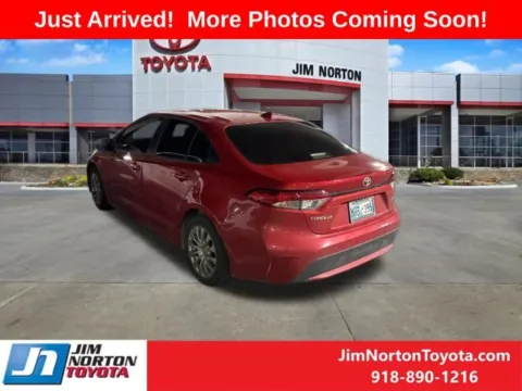 More photos of 2020 Toyota Corolla LE at Jim Norton Toyota, OK