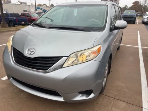 Photos of 2011 Toyota Sienna for sale in Tulsa, OK at Jim Norton Toyota