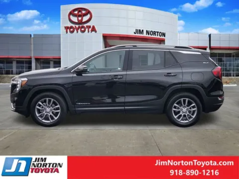 More photos of 2023 GMC Terrain SLT at Jim Norton Toyota, OK
