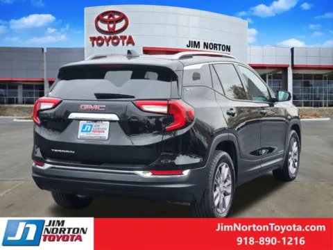 More photos of 2023 GMC Terrain SLT at Jim Norton Toyota, OK