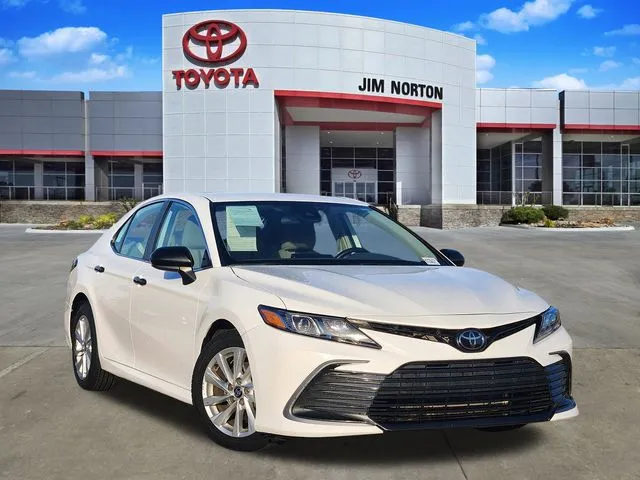 White 2023 Toyota Camry LE for sale in Tulsa, OK