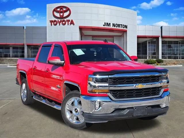 Red 2018 Chevrolet Silverado 1500 LT for sale in Tulsa, OK