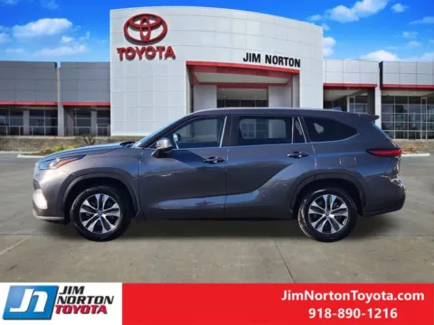 More photos of 2023 Toyota Highlander XLE at Jim Norton Toyota, OK
