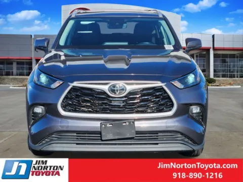 Photos of 2023 Toyota Highlander XLE for sale in Tulsa, OK at Jim Norton Toyota