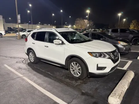 White 2017 Nissan Rogue SV for sale in Tulsa, OK