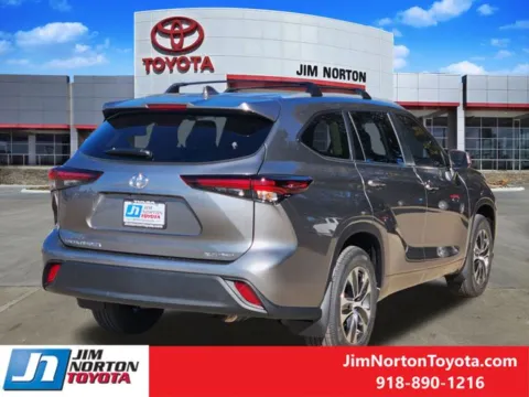 Another view of 2026 Toyota Highlander XLE for sale in Tulsa, OK at Jim Norton Toyota