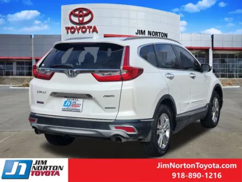 More photos of 2019 Honda CR-V Touring at Jim Norton Toyota, OK