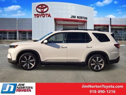 More photos of 2023 Honda Pilot Elite at Jim Norton Toyota, OK