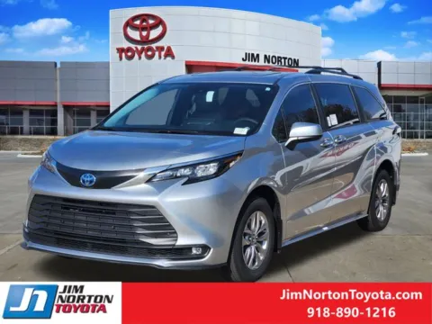 Photos of 2025 Toyota Sienna XLE for sale in Tulsa, OK at Jim Norton Toyota