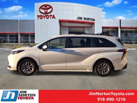 More photos of 2025 Toyota Sienna XLE at Jim Norton Toyota, OK
