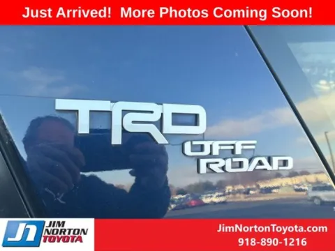 More photos of 2022 Toyota 4Runner TRD Off-Road Premium at Jim Norton Toyota, OK