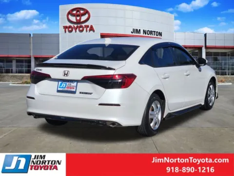 More photos of 2022 Honda Civic EX at Jim Norton Toyota, OK