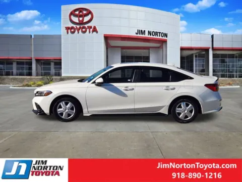 More photos of 2022 Honda Civic EX at Jim Norton Toyota, OK