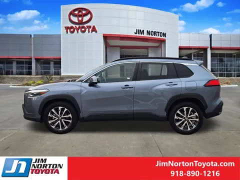 More photos of 2023 Toyota Corolla Cross XLE at Jim Norton Toyota, OK