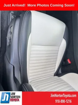 More photos of 2024 Land Rover Discovery Sport SE at Jim Norton Toyota, OK