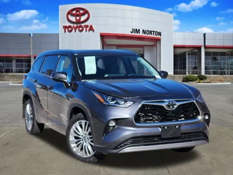 Gray 2025 Toyota Highlander Platinum for sale in Tulsa, OK