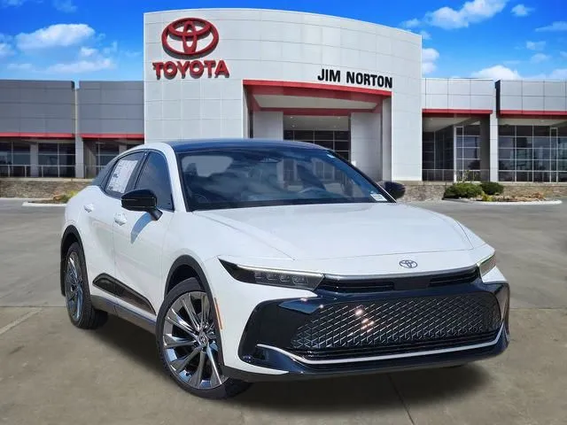 White 2026 Toyota Crown Limited for sale in Tulsa, OK