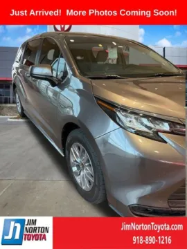 Gray 2022 Toyota Sienna LE for sale in Tulsa, OK
