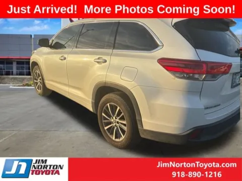 Another view of 2018 Toyota Highlander for sale in Tulsa, OK at Jim Norton Toyota