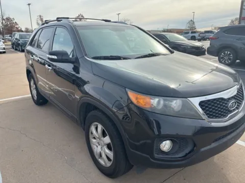 Black 2013 Kia Sorento LX for sale in Tulsa, OK