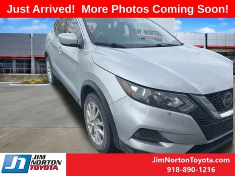 Silver 2021 Nissan Rogue Sport S for sale in Tulsa, OK