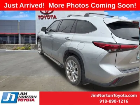 Photos of 2021 Toyota Highlander Hybrid Limited for sale in Tulsa, OK at Jim Norton Toyota