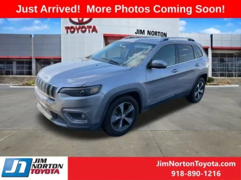 Another view of 2019 Jeep Cherokee Limited for sale in Tulsa, OK at Jim Norton Toyota