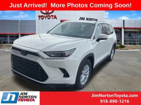 Photos of 2024 Toyota Grand Highlander XLE for sale in Tulsa, OK at Jim Norton Toyota