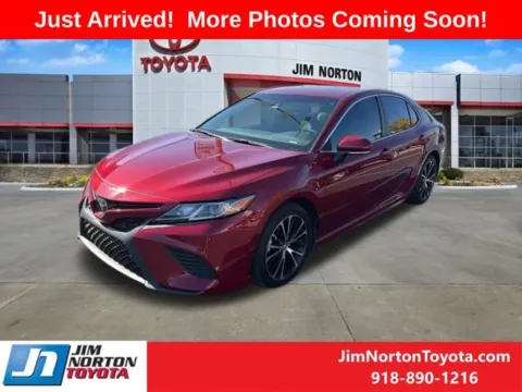Another view of 2018 Toyota Camry SE for sale in Tulsa, OK at Jim Norton Toyota