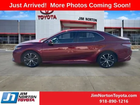 More photos of 2018 Toyota Camry SE at Jim Norton Toyota, OK