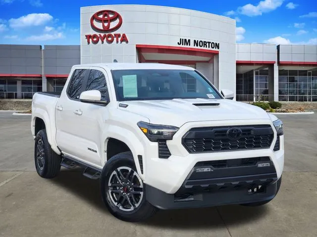 White 2025 Toyota Tacoma Hybrid TRD Sport for sale in Tulsa, OK