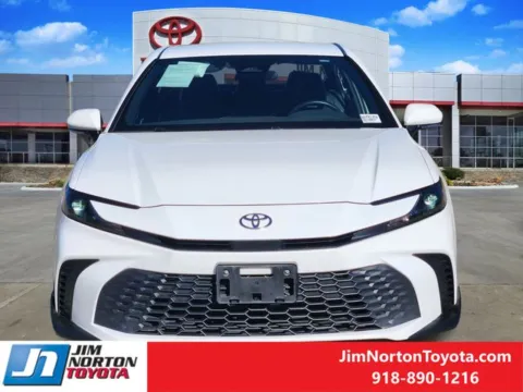 Photos of 2025 Toyota Camry SE for sale in Tulsa, OK at Jim Norton Toyota
